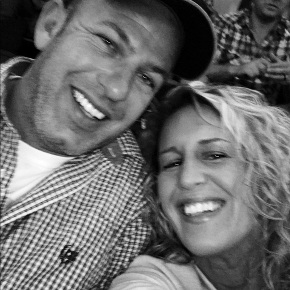 Meet your Posher, Jennifer - Picture 5 of 5